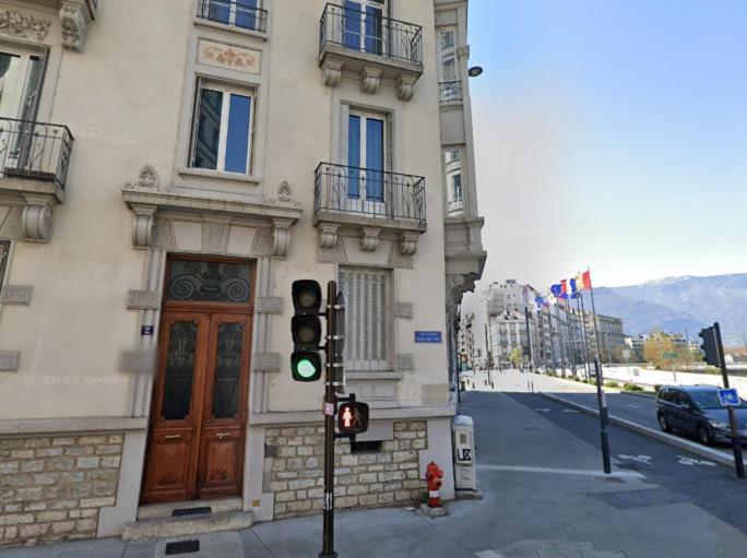 Suite Vinicole Hypercentre, Bastille & Gare 9 Min A Pied غرونوبل المظهر الخارجي الصورة